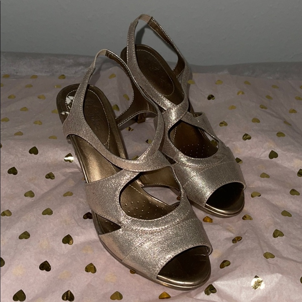 ✨ROSE GOLD HEELS✨